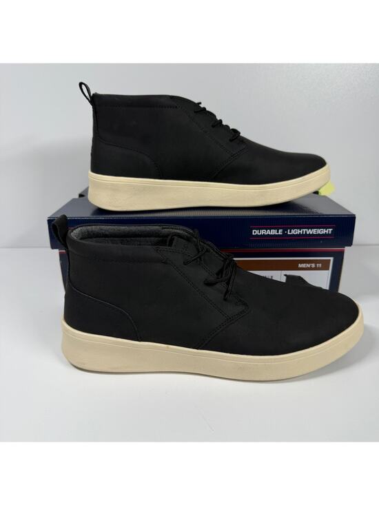 NIB • IZOD Men\'s Palmer Chukka Boot Size 11 main image 7